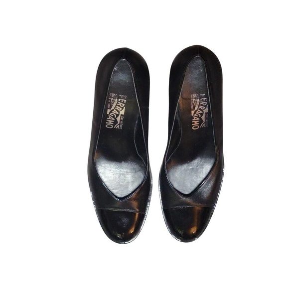 Salvatore Ferragamo Black Leather Pumps Shoes Women's Size 8.5 - Picture 4 of 7